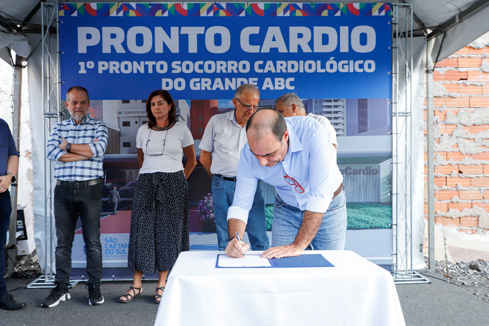 Auricchio assina Ordem de Serviço para a construção do Pronto Cardio, o primeiro PS cardiológico da região