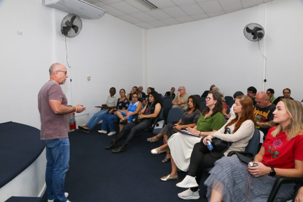 Prefeitura de São Caetano realiza workshop sobre novo edital de cadastramento de artistas