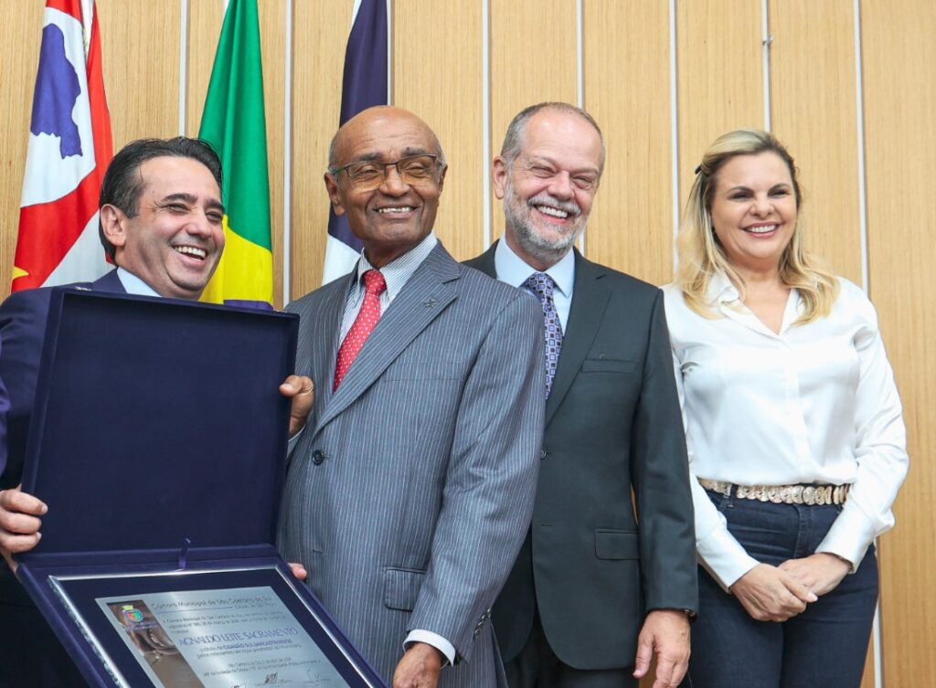Fé e educação: Câmara de São Caetano homenageia bispo Agnaldo e professor Daniel Contro