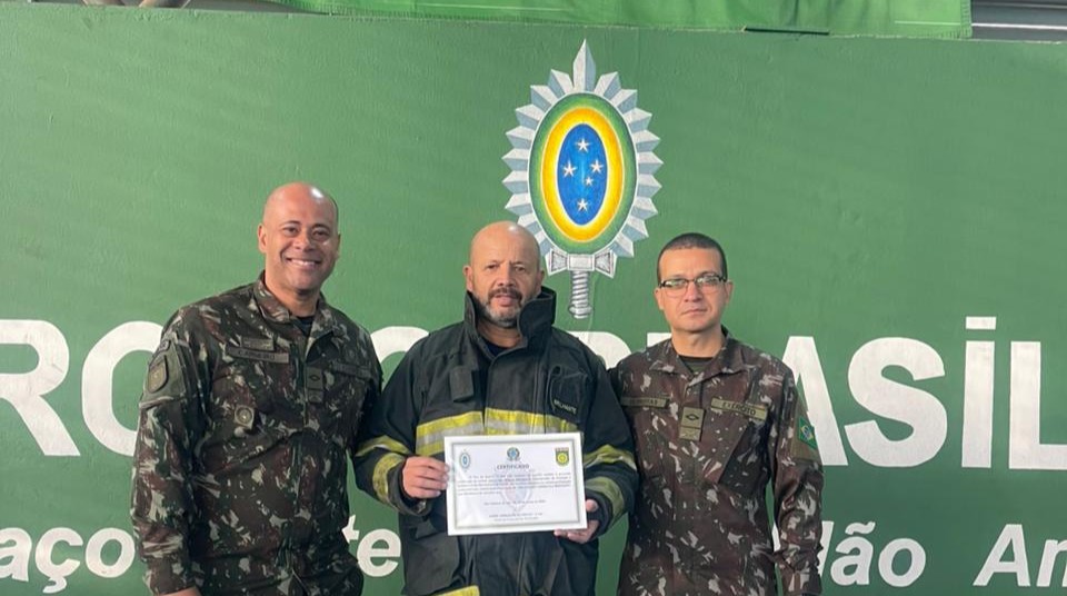 Defesa Civil de São Caetano capacita atiradores do Tiro de Guerra para prevenção a princípio de incêndios