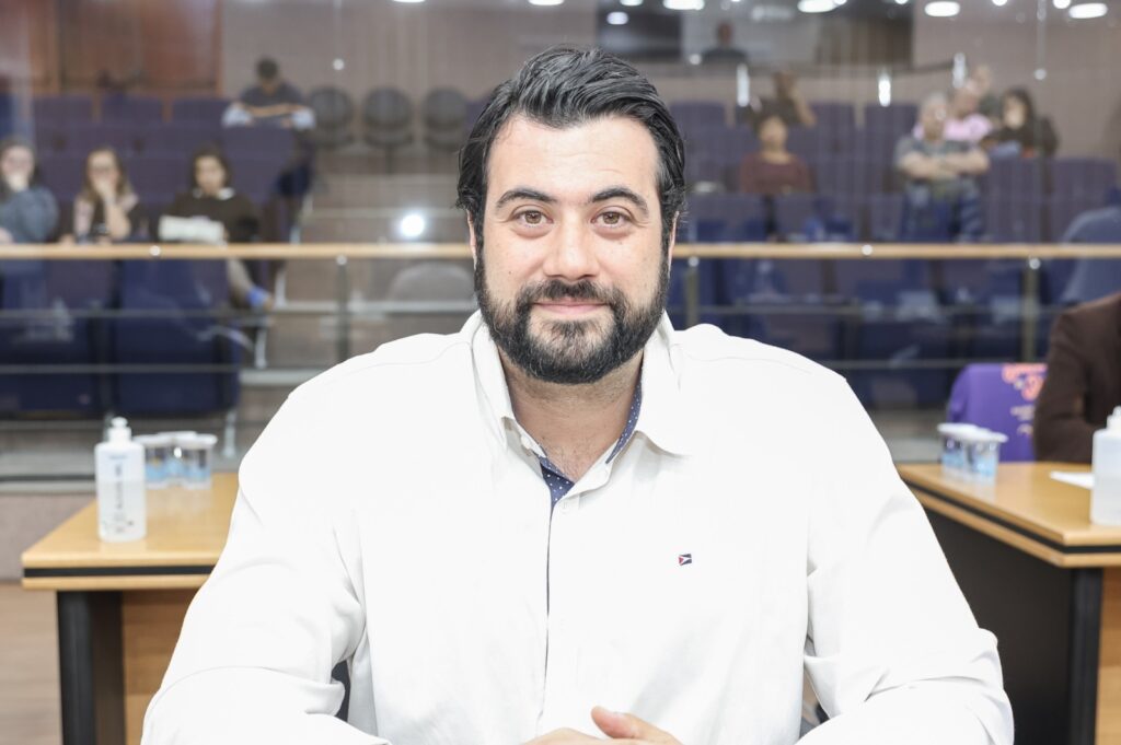 César Oliva propõe regras mais rigorosas contra veículos abandonados em São Caetano